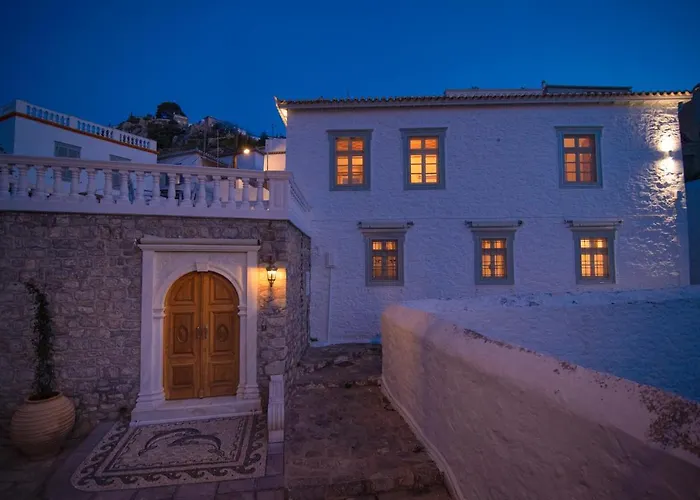Antoinette Mansion