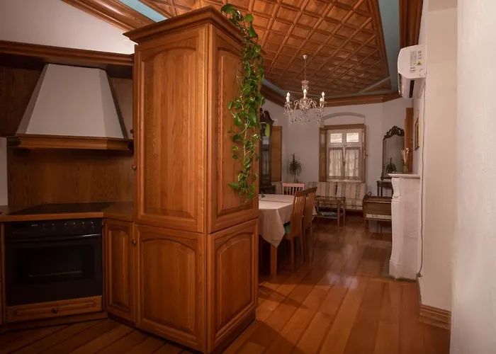 Antoinette Mansion