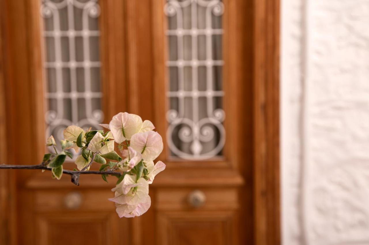 Antoinette Mansion *